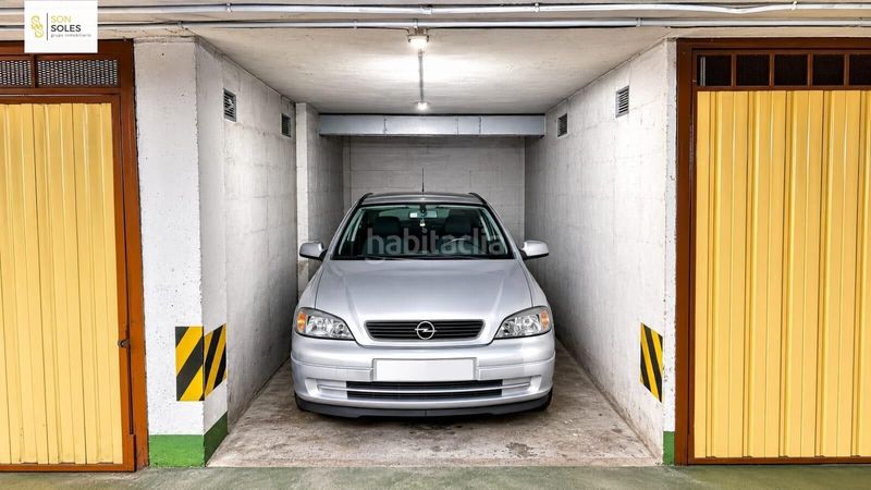 Foto 58ab7fac-9fc0-4908-b197-39b8f2d9ad33. Flat with heating parking in Los Castros Santander