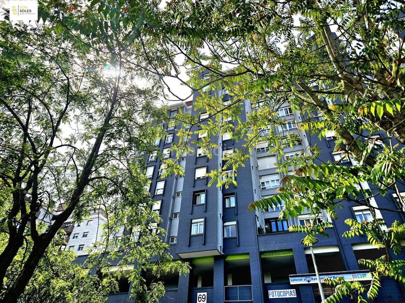 Foto be73eee5-e4ae-4d35-ac93-9f09c0418063. Flat with heating parking in Los Castros Santander