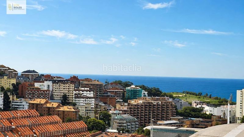 Foto f486e953-ecbd-444c-a426-bfea877cba41. Flat with heating parking in Los Castros Santander