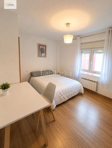 Foto 0881d16a-8c90-4524-8eaa-a24c0407f3f0. Rent flat with heating in Los Castros Santander