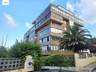 Appartement à El Sardinero. Espectacular piso con terraza, garaje y trastero en el sardinero
