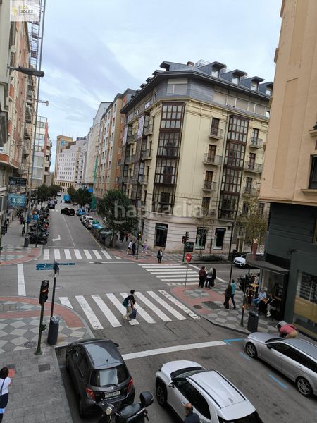 Foto 6b4f8488-81f7-4d2d-8555-b263ed68b971. Lloguer pis amb calefacció a Centro - Ayuntamiento Santander
