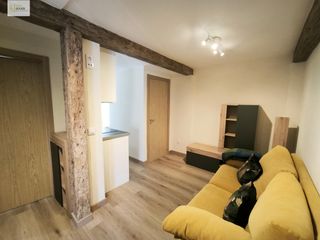 Alquiler Piso en General Dávila. Maravillosa vivienda reformada de dos habitaciones junto al cent