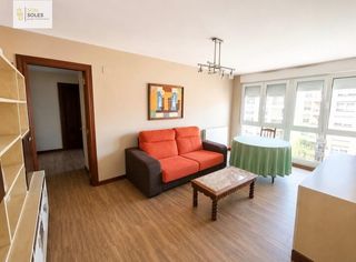 Miete Etagenwohnung in Los Castros. Estupenda vivienda junto a las universidades y las playas del sa