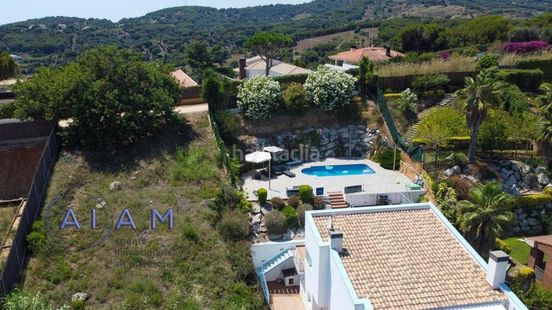 Foto b5e979c3-a6ca-47d0-94af-9159a910022e. Terreno residencial  de 680m2 con vistas al mar en Calella