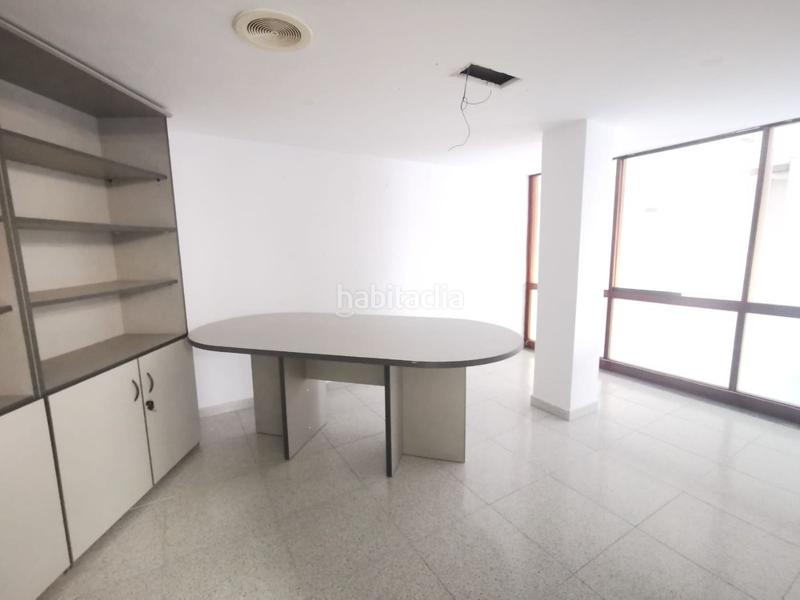 Foto d251df23-dee2-4372-8a40-abafeba8f9fd. Lloguer local comercial a Centre Pineda de Mar