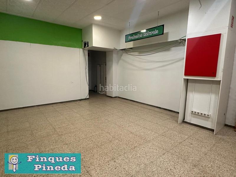 Foto 347fded9-5812-4005-bbab-05d3377761da. Lloguer local comercial a Centre Pineda de Mar