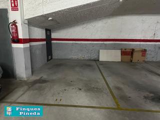 Lloguer Aparcament cotxe  Calle de montpalau. Plaza de parking en alquiler en pineda de mar