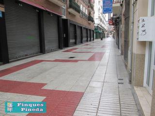 Local Comercial a Calella. Local comercial seminuevo en el centro de calella de 176 m2 muy
