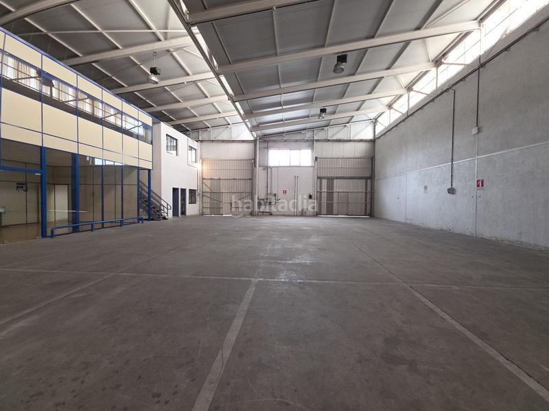 Foto fa32cb96-0fd9-4ed5-a829-880123b8e4d3. Alquiler nave industrial  en alquiler en polígono iruregaina, 4 dormitorios. en Berrioplano