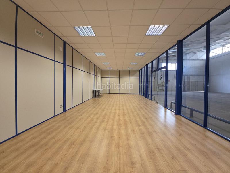 Foto 1a7067a3-3523-459e-ae6e-0150ea2009d0. Location bâtiment à usage industriel dans Aizoáin Berrioplano