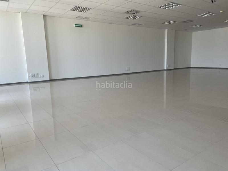 Foto 001ccbaf-b5f6-416d-922e-a5be0d771958. Miete büro in berroa 4 in Aranguren