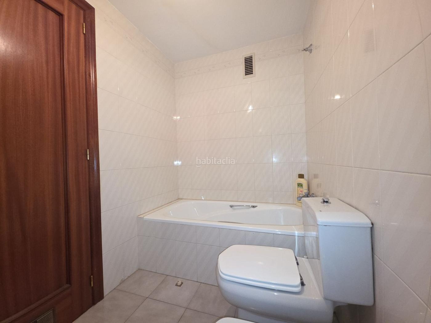 Piso en venta en Azpilagaa, 3 dormitorios. Pamplona / Irua