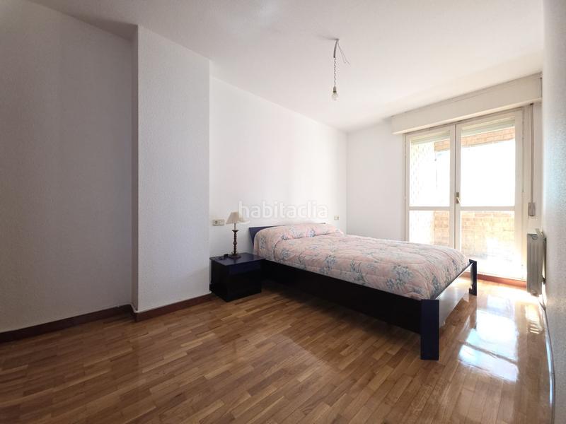 Foto 2c7760f1-dd53-4cbb-9fa4-c00a8f60c819. Piso  en venta en azpilagaña, 3 dormitorios. en Pamplona / Iruña