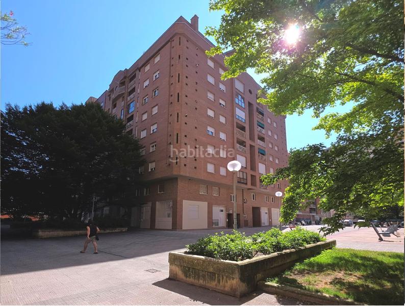 Foto a6bd8d41-9a67-46b2-aa8f-f88080e05505. Piso  en venta en azpilagaña, 3 dormitorios. en Pamplona / Iruña