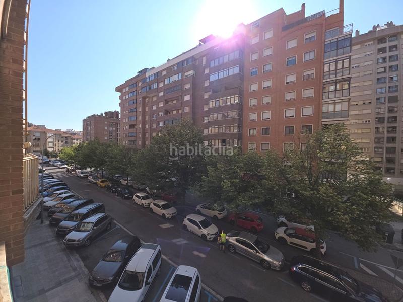 Foto d01dcb35-7398-4c4d-9a7f-978ace2e3c2e. Piso  en venta en azpilagaña, 3 dormitorios. en Pamplona / Iruña