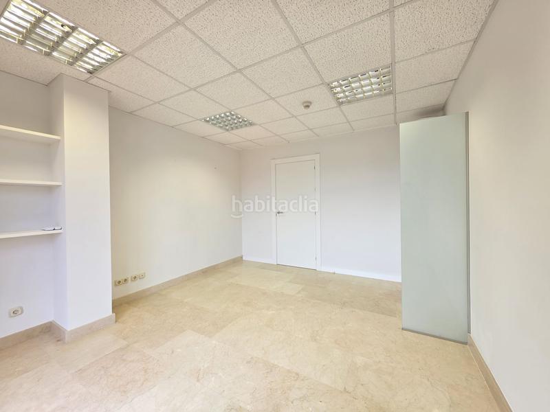 Foto e4f71f94-2690-48c4-8a7e-036853f33aa7. Rent office space with heating in Segundo Ensanche Pamplona / Iruña