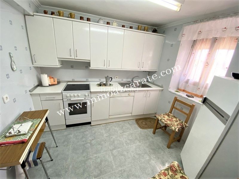 Foto e503caf2-4935-4e9a-a107-7c82e5c8cf9e. Casa  con parcela en Aberin