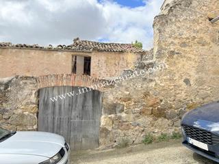 Terreny residencial a Ayegui. Parcela con almacén en ayegui