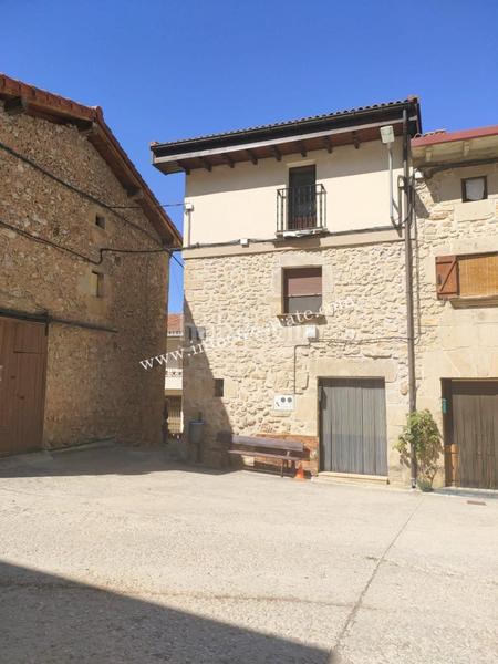 Foto 3d4b9158-8aab-4dc6-ae38-0c5a633cfc01. Haus mit heizung in Cabredo