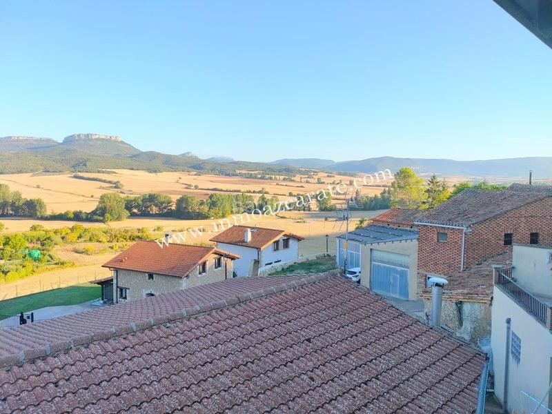 Foto 59590b9a-44be-4ead-a422-1d3941dd647f. Haus mit heizung in Cabredo