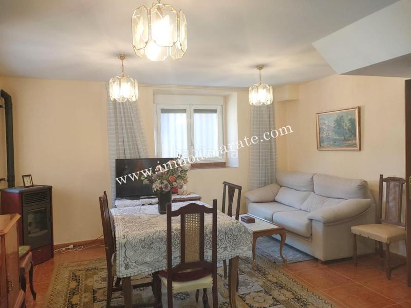 Foto ca837fe2-6c35-4c6f-9557-7828d5a3f1b8. Haus mit heizung in Cabredo