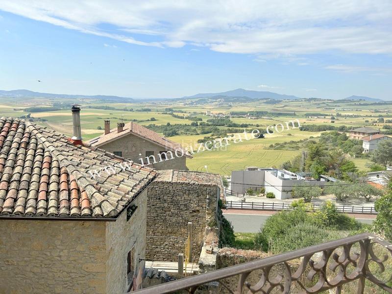 Foto a2692f6f-5ed5-4766-a62f-7ae394d60adf. Casa amb calefacció a Yerri