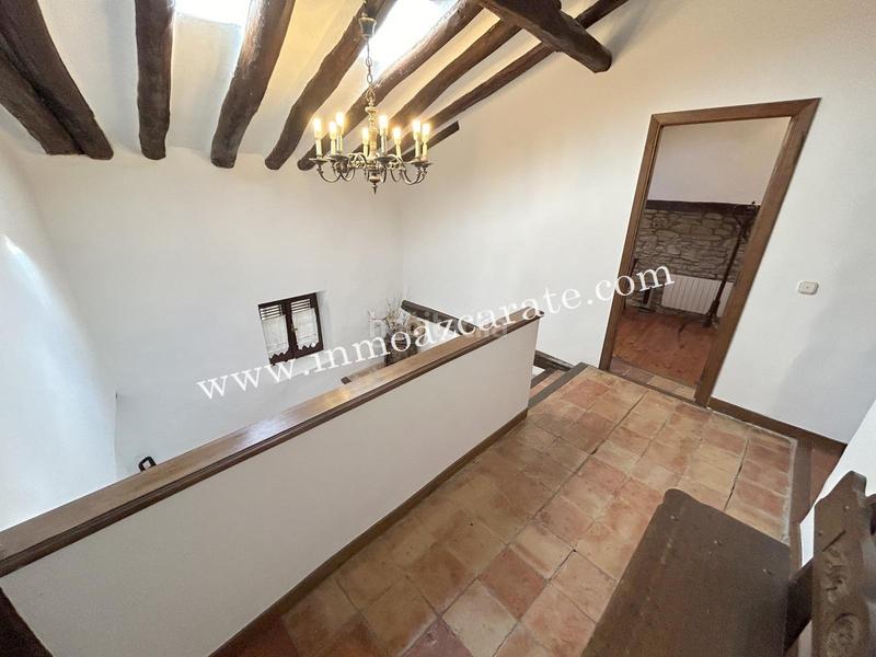 Foto aaa10214-7699-4543-9722-be7e1b0f69a2. Casa amb calefacció a Yerri