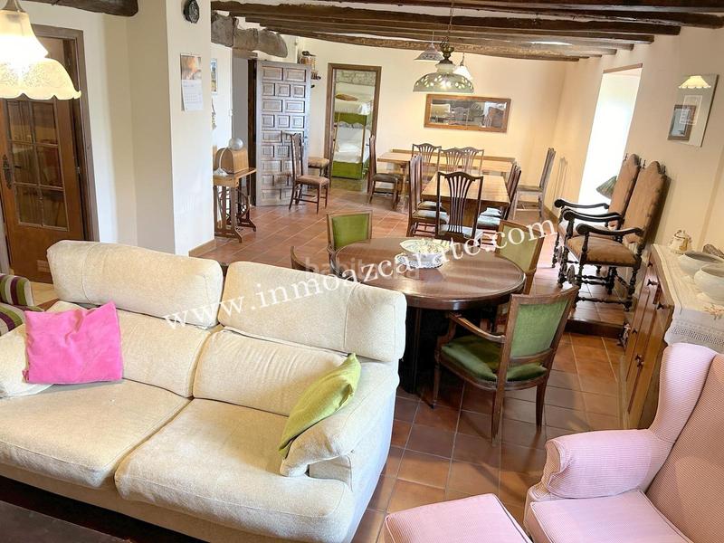 Foto d832ee9e-120a-468d-8ecf-8757ad5287f6. Casa amb calefacció a Yerri