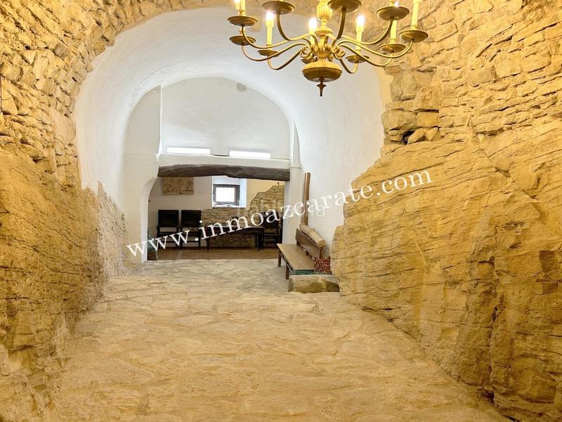 Foto e3fd1f5d-b7c7-440a-b75a-1d6d90f8715d. Casa amb calefacció a Yerri