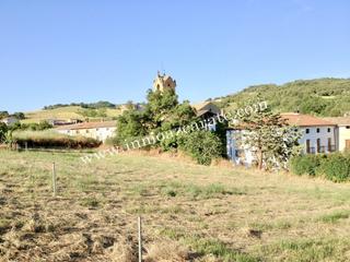 Terreny residencial a Yerri. Parcelas urbanas en bearin
