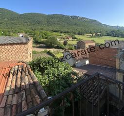 Xalet a Genevilla. Casa tradicional en genevilla  gran casa reformada con terraza y