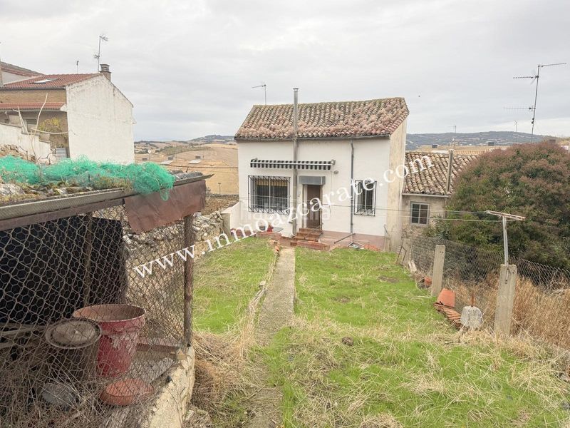 Foto 1f6c41b2-ddd0-4fbd-8c90-bd886ef88894. Casa amb aparcament a Oteiza