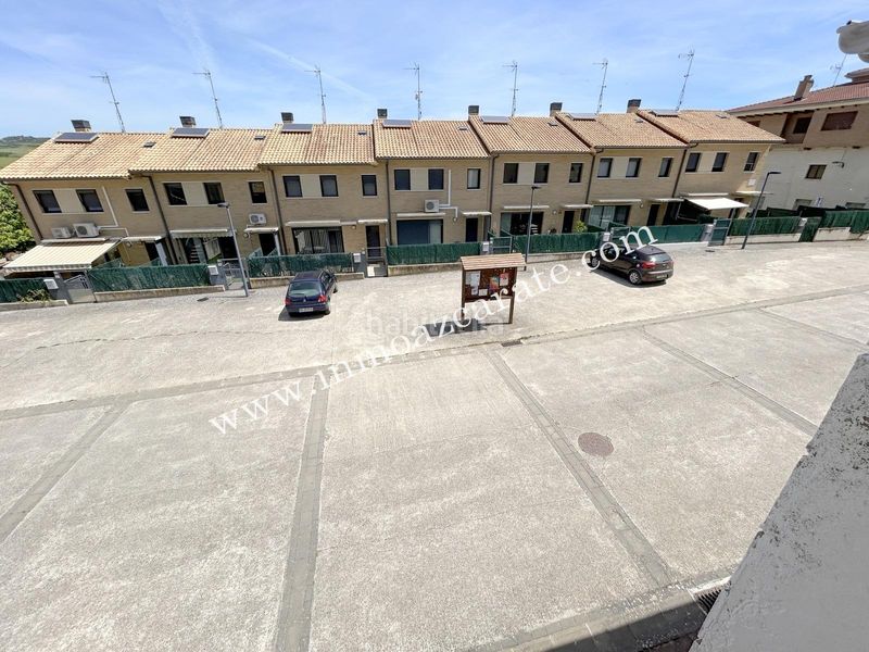 Foto 64a4ced3-5686-4bf8-8365-3cd0f4b4e969. Casa amb aparcament a Oteiza