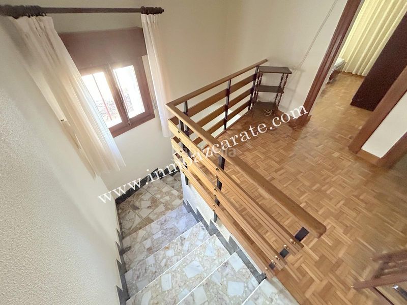 Foto a6b9a7f4-d16e-4289-a848-192d3a765499. Casa amb aparcament a Oteiza