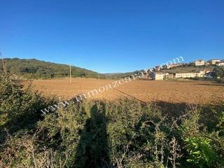 Terreny residencial a Lezaun. Parcelas urbanas en lezaun