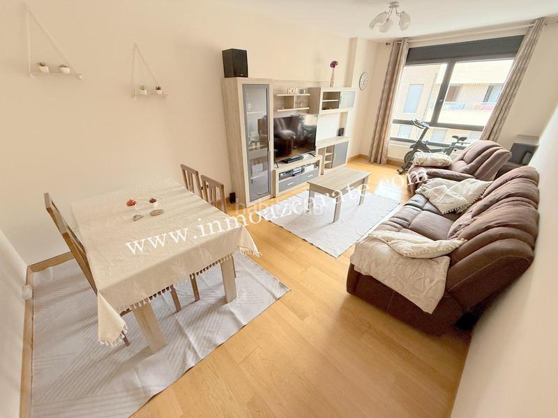 Foto bdab3fe1-3a6a-440b-9246-dc22e37fff5f. Appartement avec chauffage dans Estella / Lizarra
