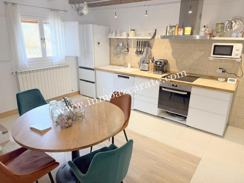 Foto 74ec09ed-b8fd-43aa-8972-df6d7552e549. Casa unifamiliar con jardín en Morentin