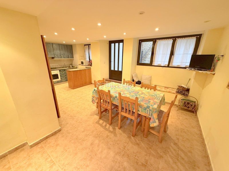 Foto b86f272b-63b2-48dd-90ed-04bdfbaf8e42. Casa a Arróniz