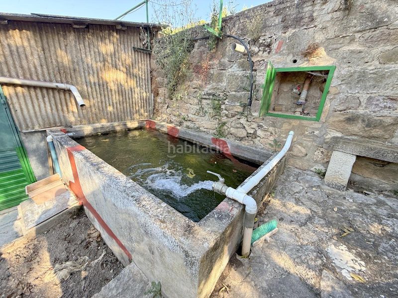 Foto 09afe8aa-3fa2-46b2-8ef1-53f4a0954747. Masia amb piscina a Yerri