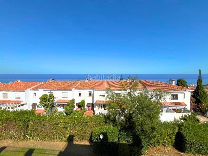 Foto 057b9971-117b-4798-a6fd-be21ae2891f1. Dachwohnung mit parking pool in Alcorrín Manilva