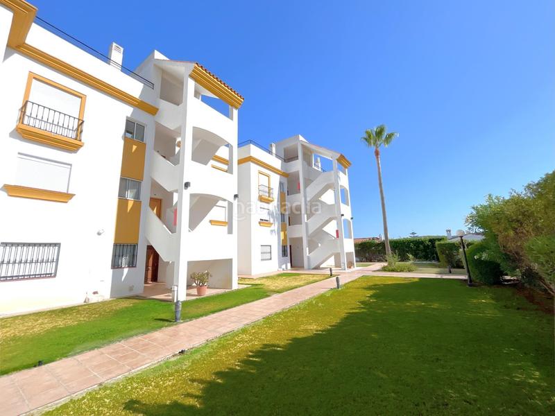 Foto 3d39d31d-86cb-49f9-9093-dc2a43caeede. Dachwohnung mit parking pool in Alcorrín Manilva