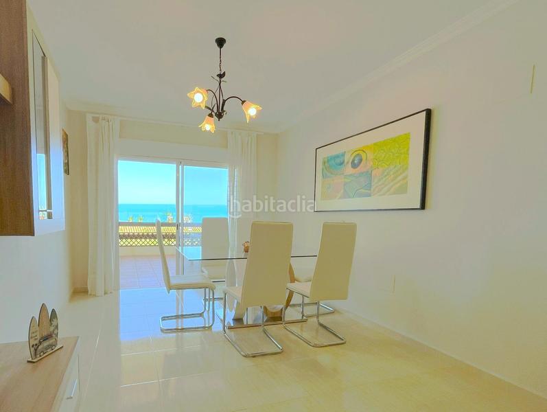 Foto 8ff22c09-cfec-43b1-8fd2-fef22a20e4a8. Dachwohnung mit parking pool in Alcorrín Manilva