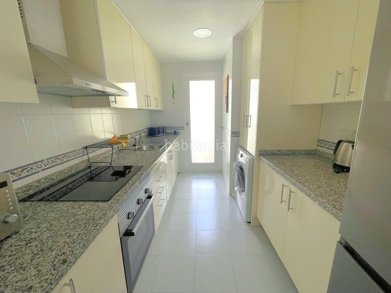 Foto 0acc226f-60e6-46cc-9178-f00b8a76f2b7. Àtic amb aparcament piscina a La Duquesa Manilva