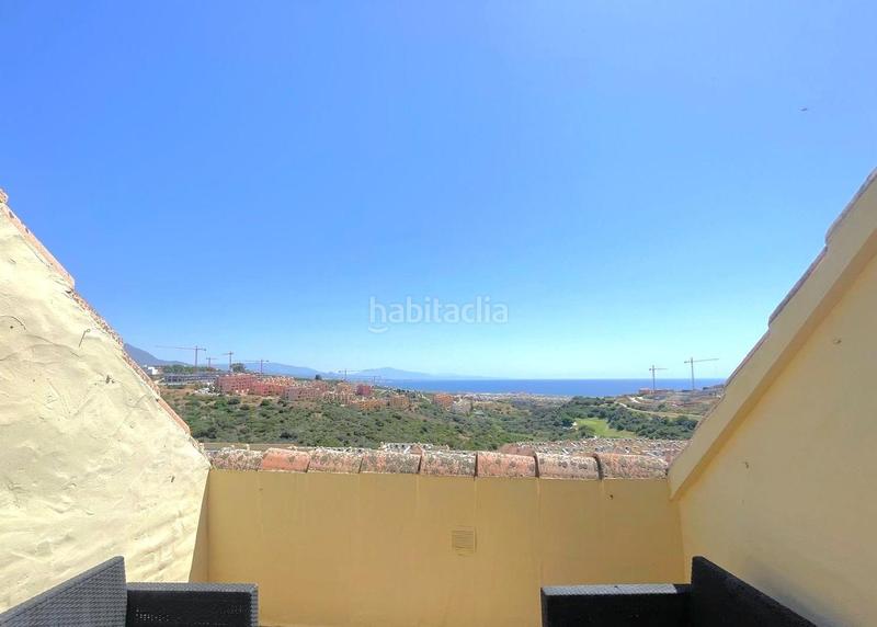 Foto 403bad08-31a2-4d53-9d80-78e543815ccd. Àtic amb aparcament piscina a La Duquesa Manilva