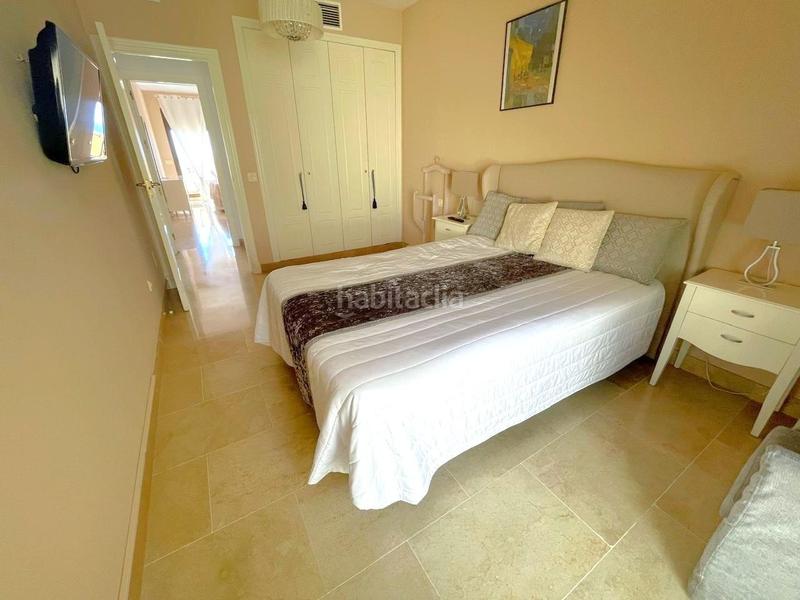 Foto 42ebdea9-8a67-4017-9f9d-d22cedd26f3f. Àtic amb aparcament piscina a La Duquesa Manilva