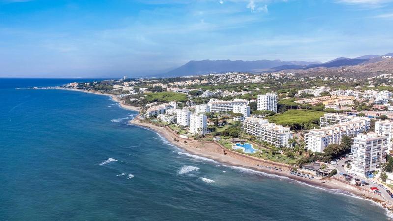 Foto 0016f680-ec3d-42f5-8268-f870c42b9389. Piccolo appartamento in alhamar 2 in Calahonda Mijas