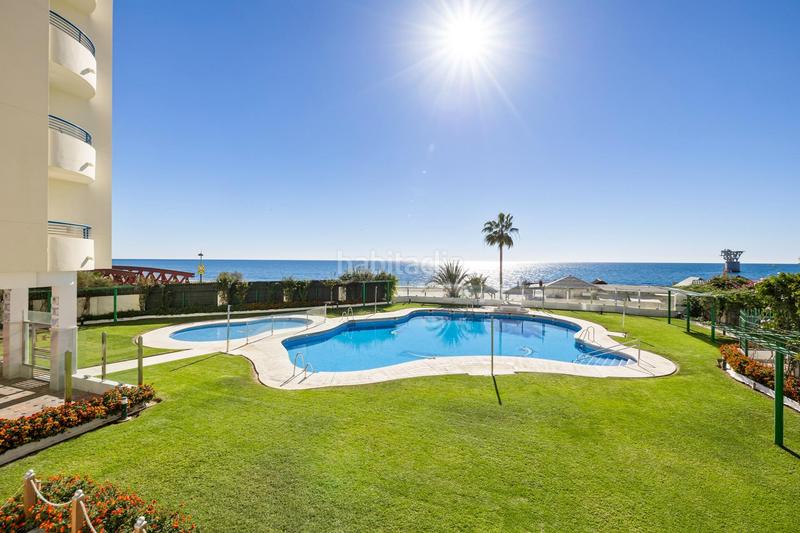 Foto 9354ee5f-98a3-42ed-8ab0-347840a898ed. Àtic a avenida principe salman 8 a Playa Bajadilla - Puertos Marbella
