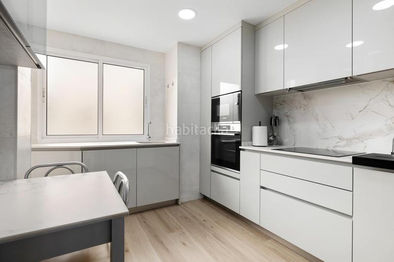 Foto daa15af8-7340-4b73-a1a5-29f3065cdcee. Àtic a avenida principe salman 8 a Playa Bajadilla - Puertos Marbella
