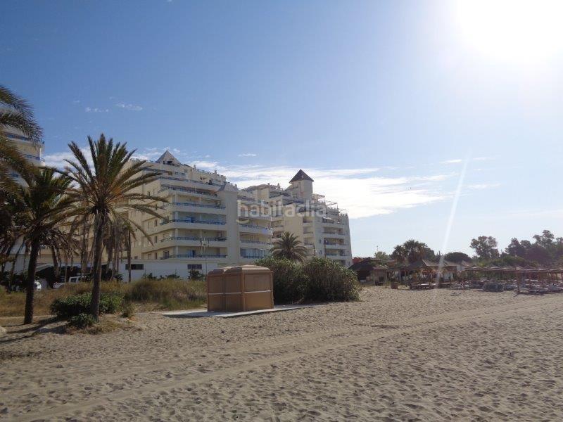 Foto ef0b85bd-e346-4657-b703-4eb863ac3cd1. Àtic a avenida principe salman 8 a Playa Bajadilla - Puertos Marbella